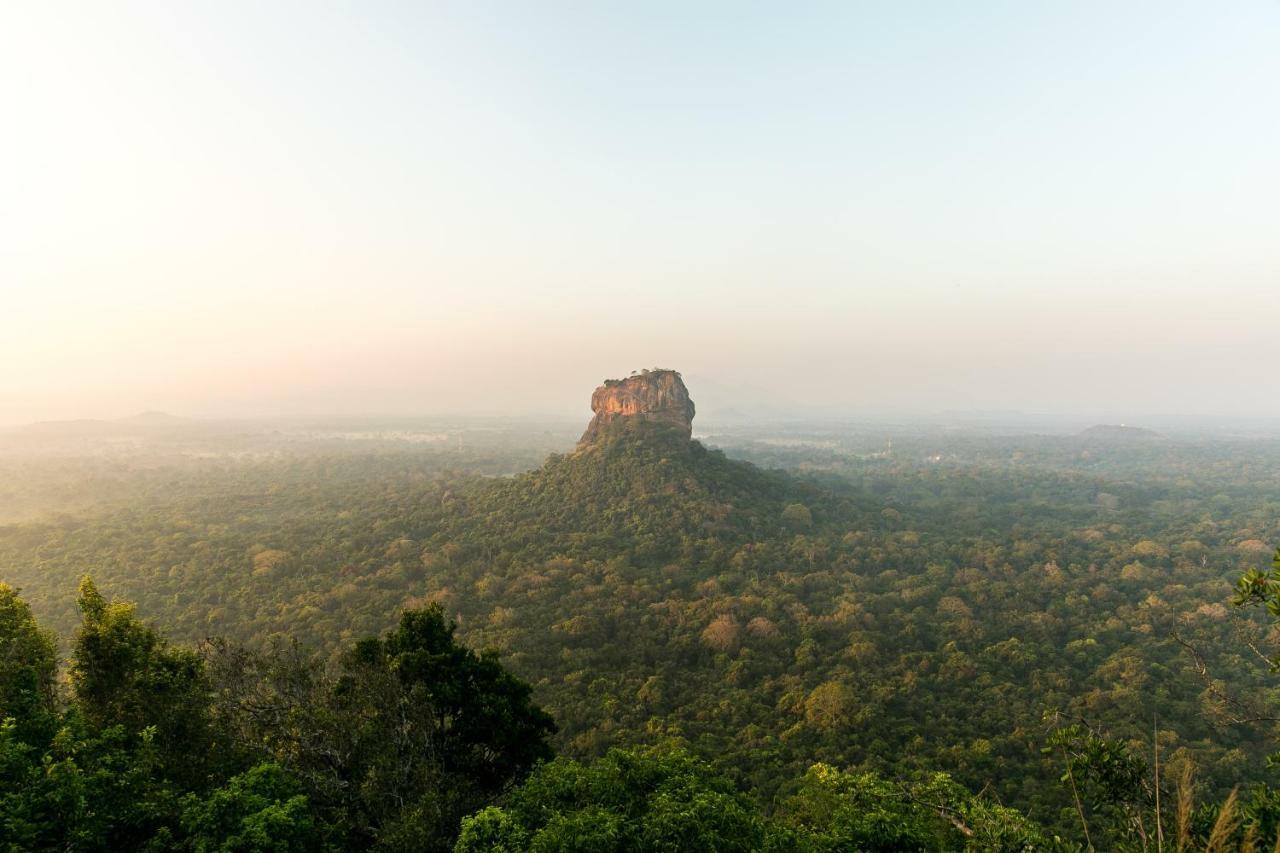 Lakmal Homestay ,10 Minutes To Sigiriya Rock Екстер'єр фото